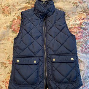 NWOT J Crew Quilted Vest, Navy, Button Pockets, Gold Buttons and Zipper, XXS